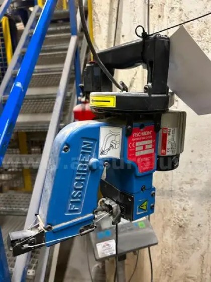 Fischbein Portable Bag Stitcher Pic 001